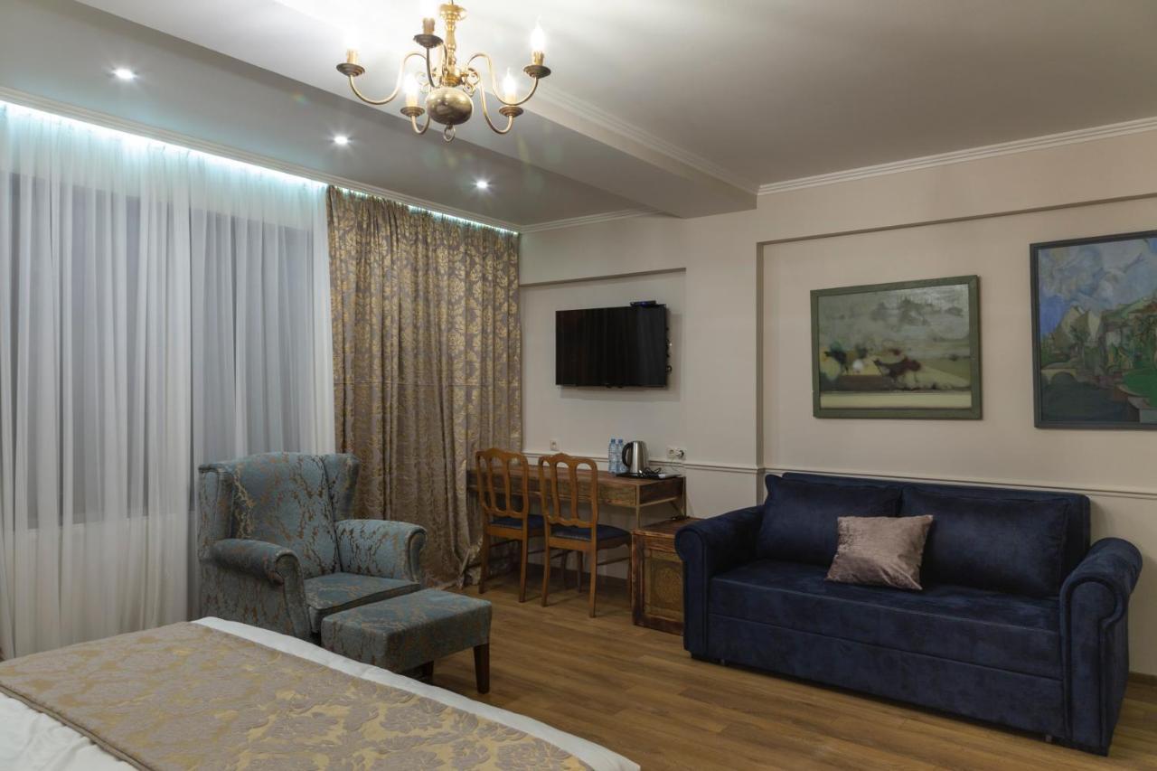 Omart Hotel - Gallery Tiflis Dış mekan fotoğraf