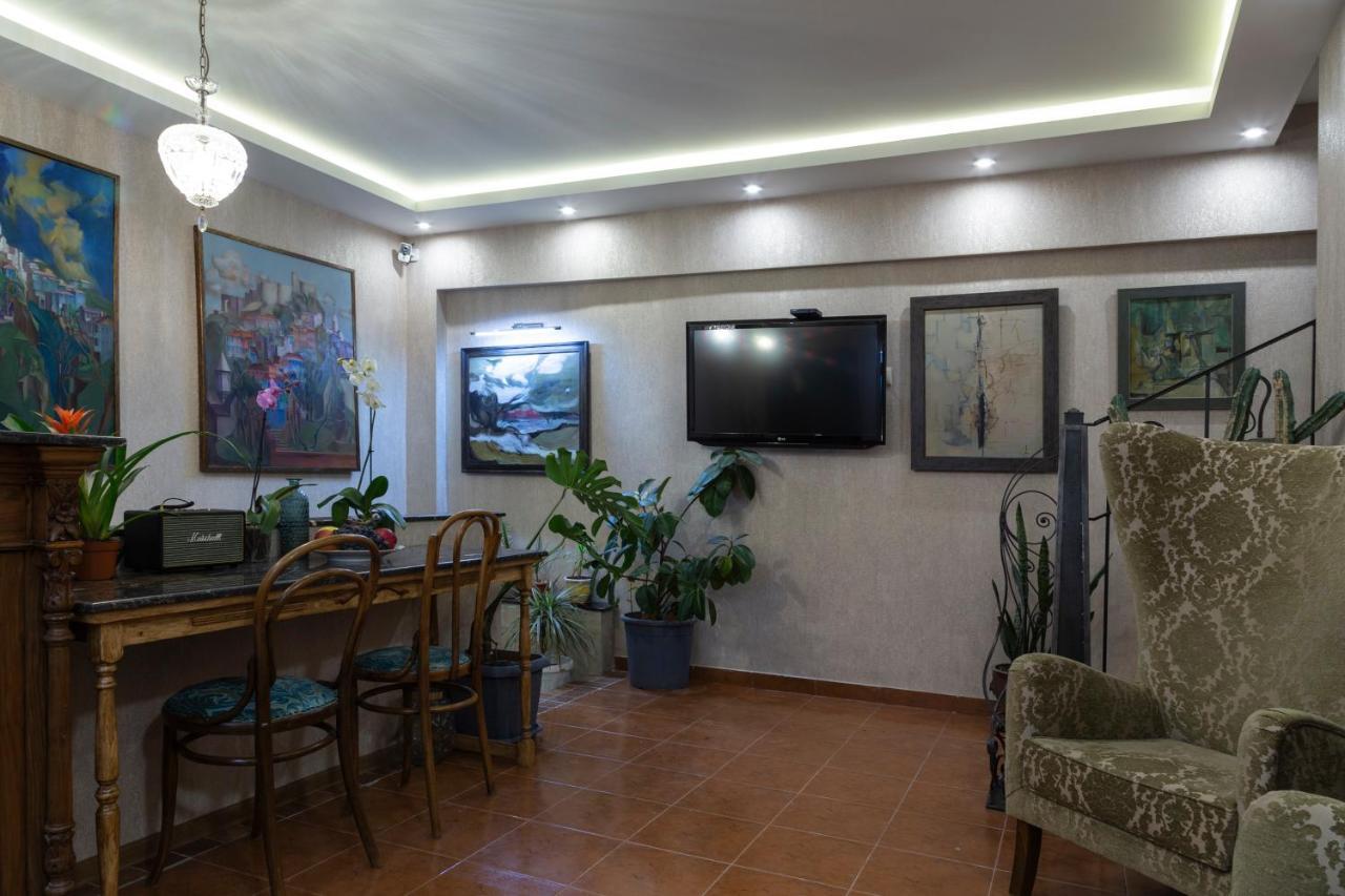 Omart Hotel - Gallery Tiflis Dış mekan fotoğraf